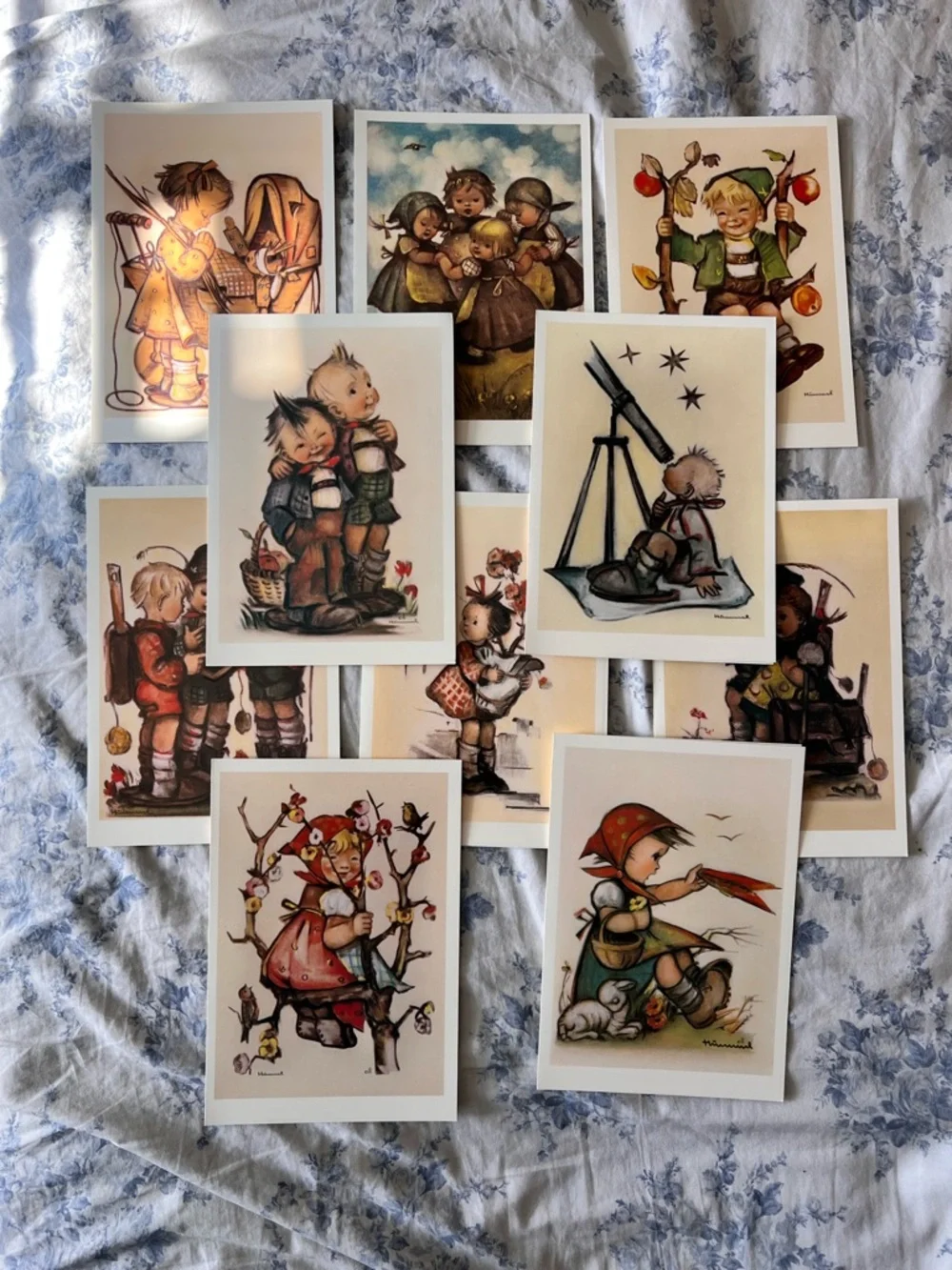 Vintage Hummel 1982 Ars Edition Notecard Set‎ 18 Cards w/ Envelopes in Box